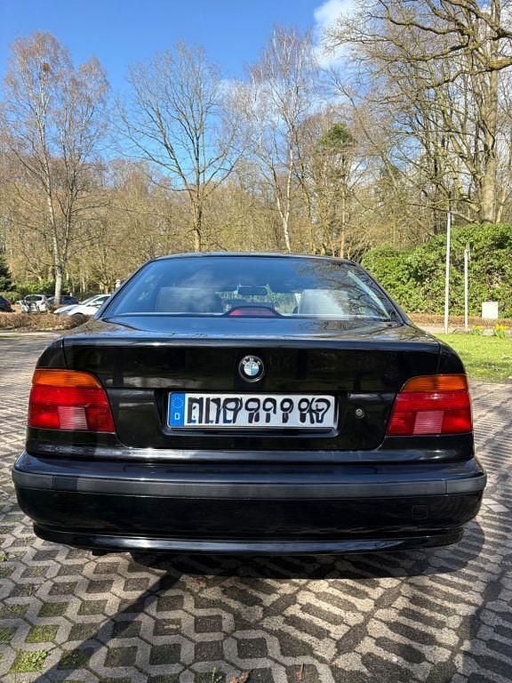 Gebraucht BMW 523 170 PS (125 kW) 1997 Schwarz Limousine