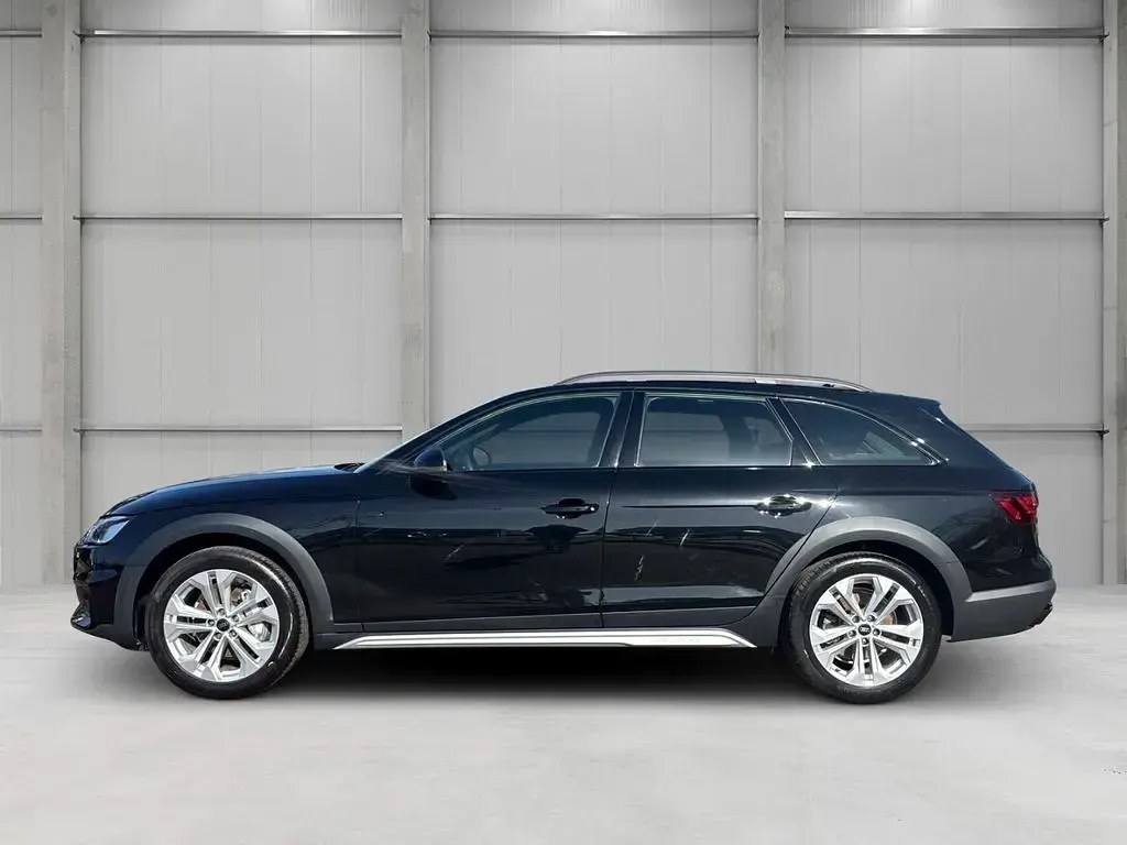 Gebraucht Audi A4 Allroad Sport 204 PS (150 kW) 2024 Schwarz Kombi