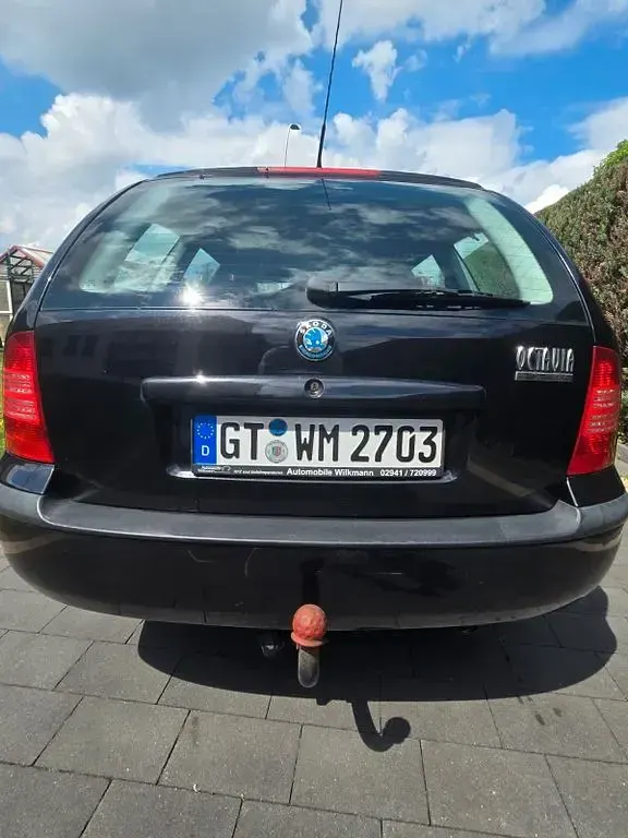 Gebraucht Skoda Octavia Ambiente 116 PS (85 kW) 2004 Grau Kombi