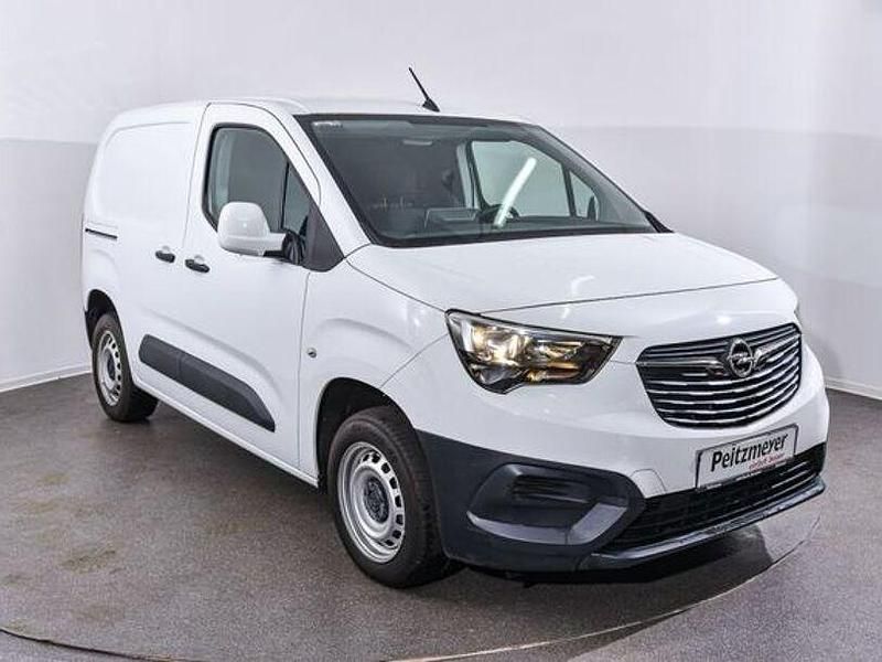 Second-hand Opel Combo Selection 76 CP (55 kW) 2021 Alb Monovolum