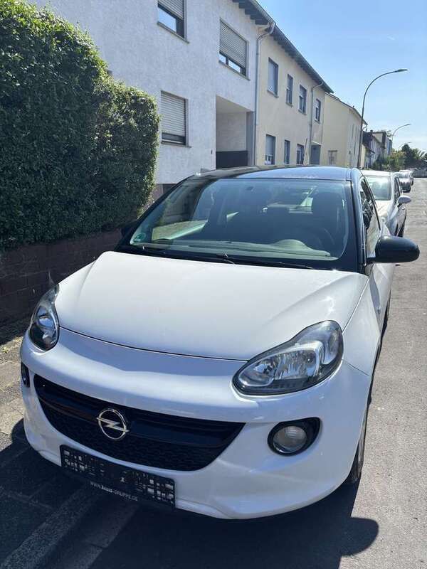 Weiß Gebraucht 2017 Opel Adam Kleinwagen | 7.300 € (Fairer Preis) - Bild 1/4