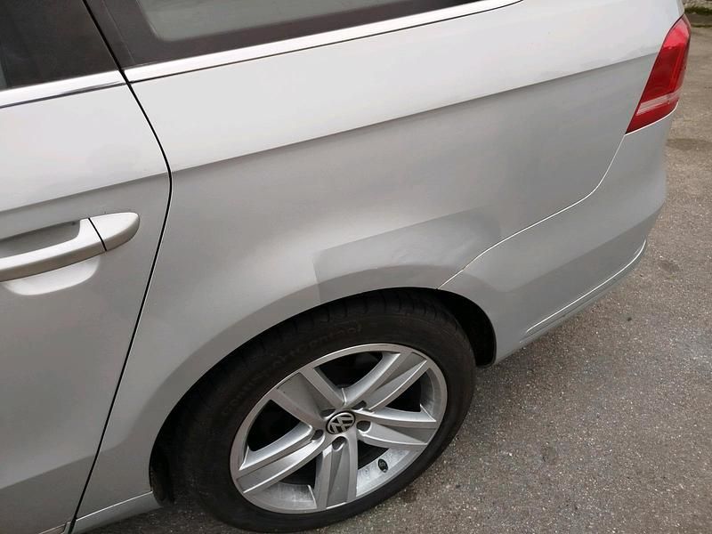 Gebraucht VW Passat 140 PS (102 kW) 2011 Silber Kombi