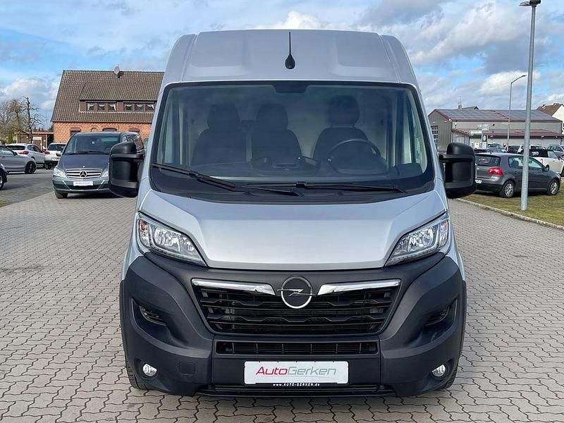 Gebraucht Opel Movano Edition 165 PS (121 kW) 2022 Silber metallic Van