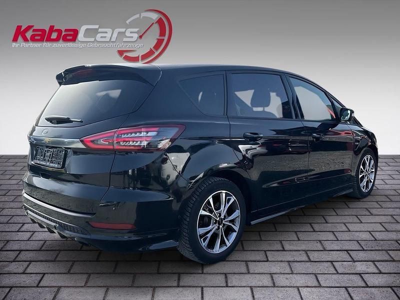 Gebraucht Ford S-MAX ST-Line 160 PS (117 kW) 2018 Schwarz Van / Kleinbus