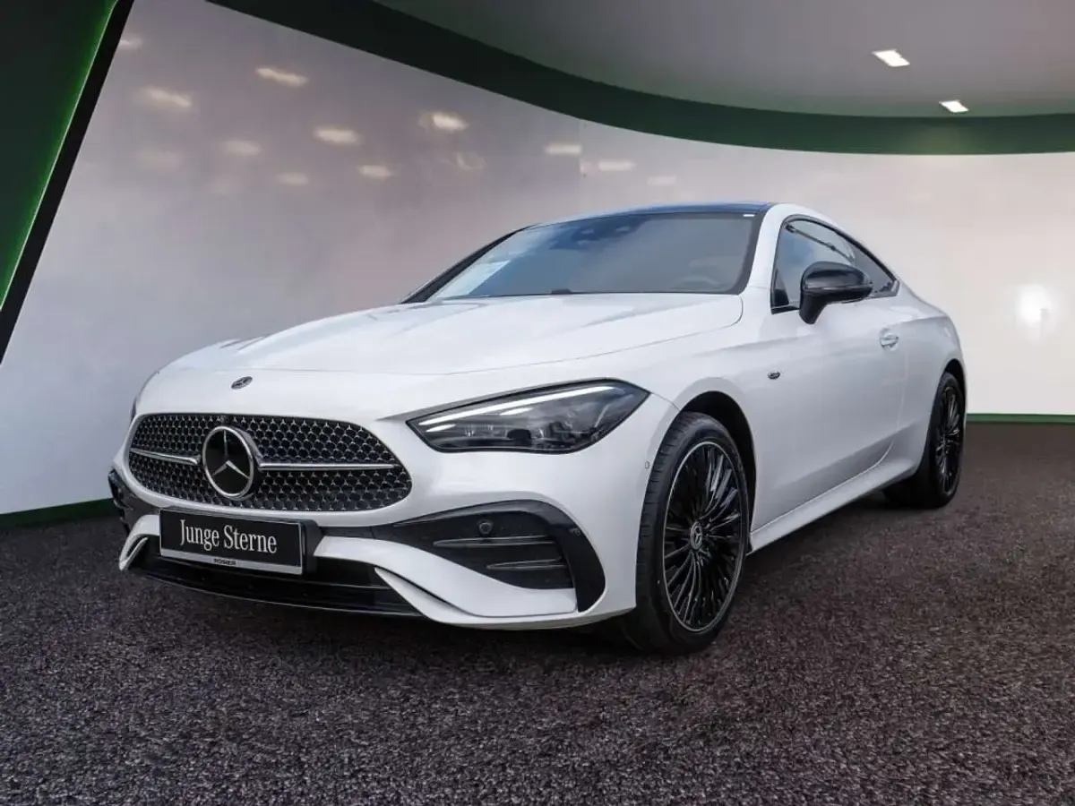 Gebraucht Mercedes CLE300 Premium Plus 313 PS (230 kW) 2025 Weiß Coupé