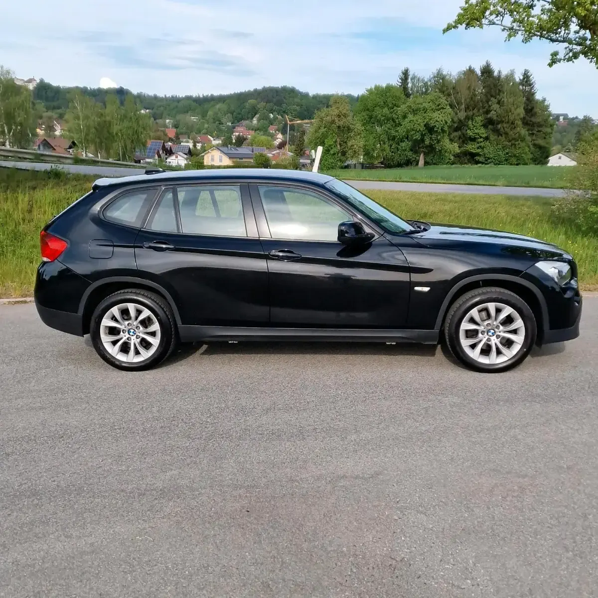 Gebraucht BMW X1 143 PS (105 kW) 2011 Schwarz SUV