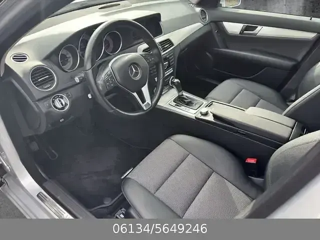 Gebraucht Mercedes C180 Avantgarde 156 PS (114 kW) 2012 Silber Kombi