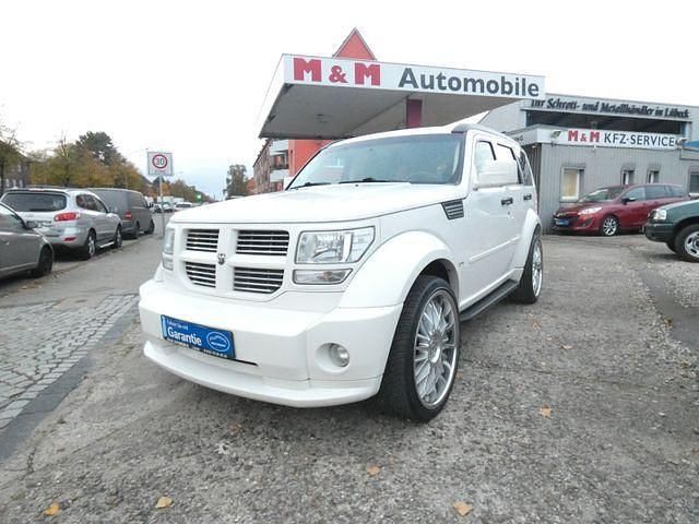 Weiß Gebraucht 2008 Dodge Nitro SXT SUV | 8.888 € (Fairer Preis) - Bild 1/4