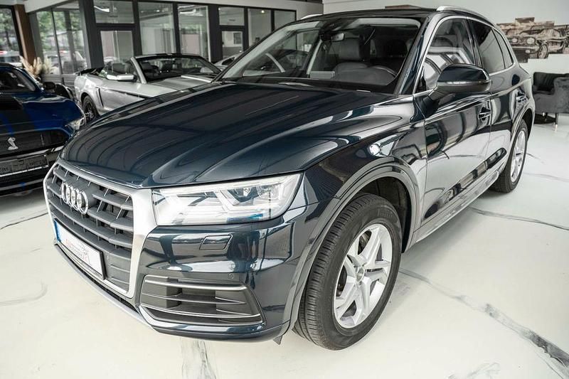 Blau Gebraucht 2018 Audi Q5 Premium SUV | 33.500 € (Teuer) - Bild 1/4