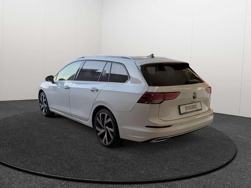 Gebraucht VW Golf VIII Style 150 PS (110 kW) 2022 Weiß Limousine