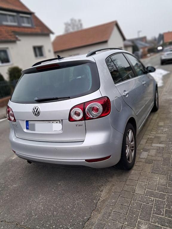 Gebraucht VW Golf Plus Cross Match 105 PS (77 kW) 2012 Grau Van / Kleinbus