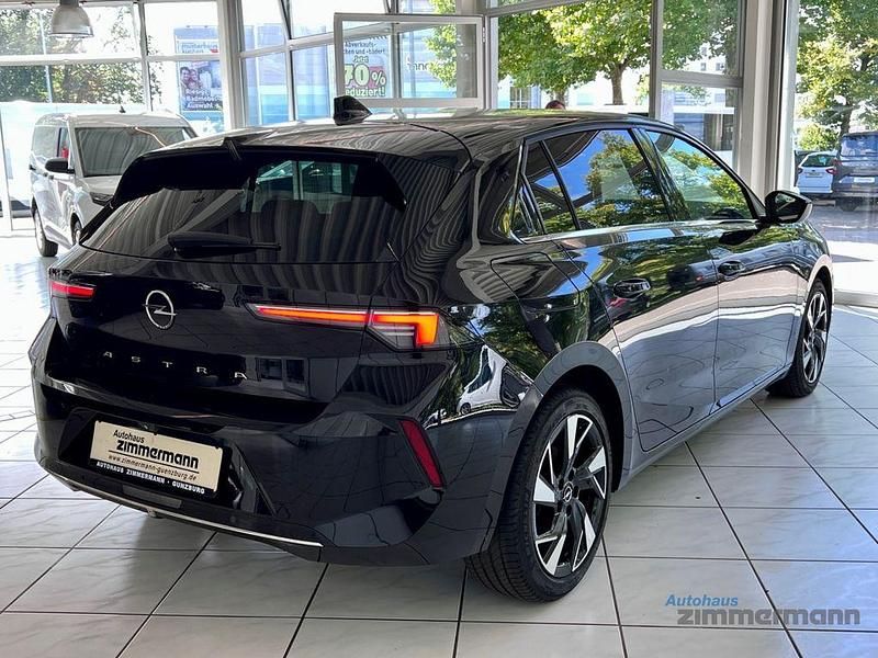 Gebraucht Opel Astra Elegance 131 PS (96 kW) 2022 Schwarz Limousine