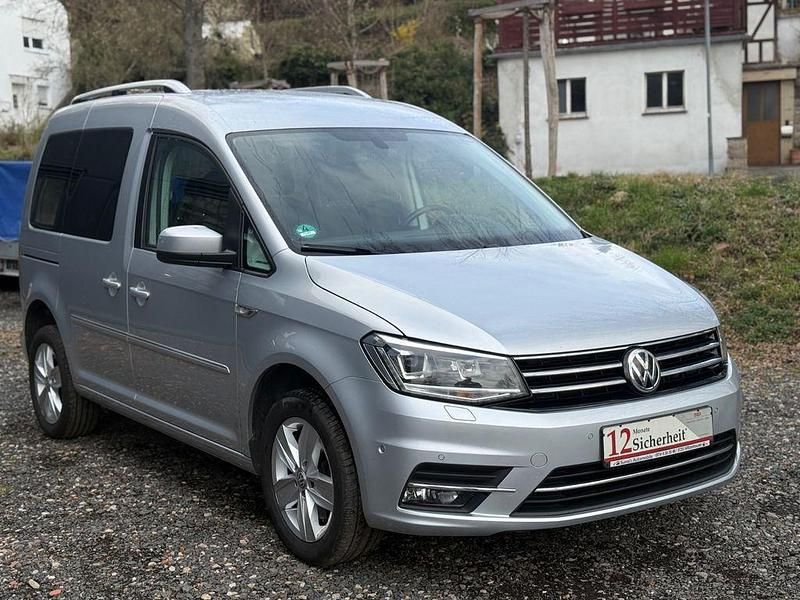 Gebraucht VW Caddy Highline 150 PS (110 kW) 2015 Silber Van / Kleinbus