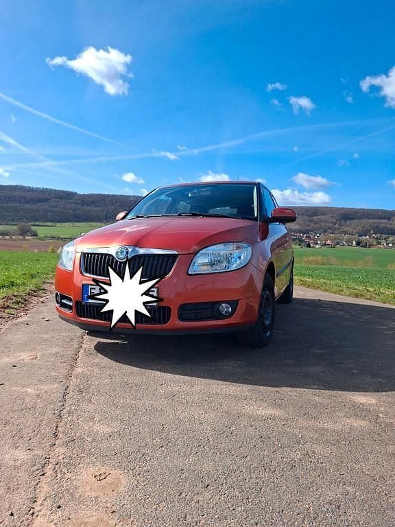 Gebraucht Skoda Fabia 86 PS (63 kW) 2009 Orange Limousine