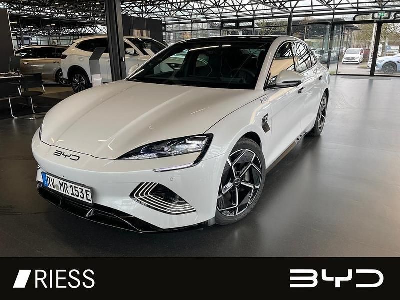 Polar white Gebraucht 2025 BYD Seal Limousine | 47.090 € (Fairer Preis) - Bild 1/4