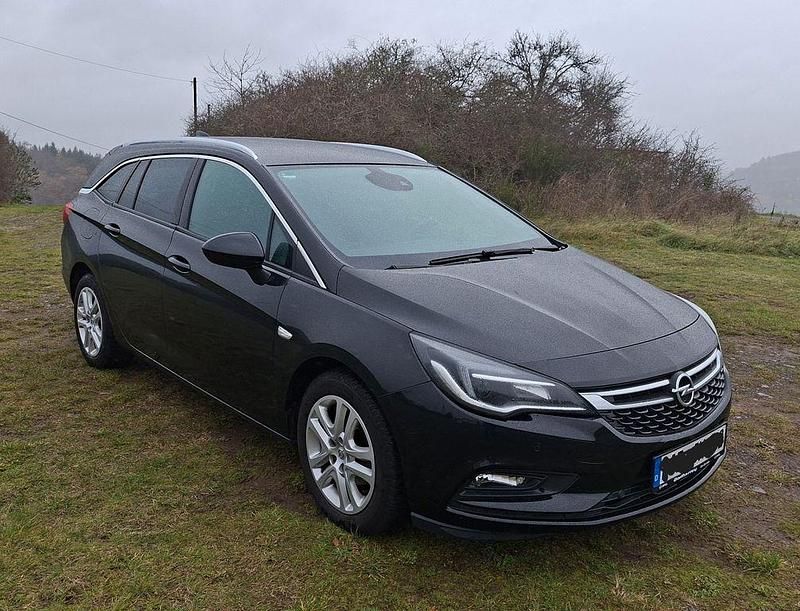 Gebraucht Opel Astra Dynamic 110 PS (80 kW) 2017 Schwarz Kombi