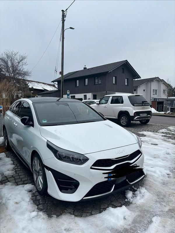 Gebraucht Kia ProCeed GT-Line 140 PS (102 kW) 2024 Weiß Kombi