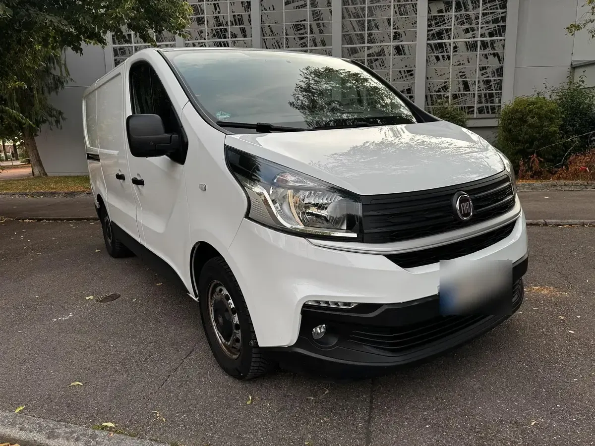 Gebraucht Fiat Talento 145 PS (106 kW) 2016 Weiß Van / Kleinbus