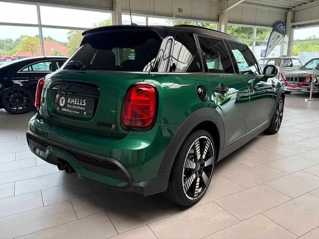 Gebraucht Mini Cooper S 178 PS (130 kW) 2023 Grün Kleinwagen