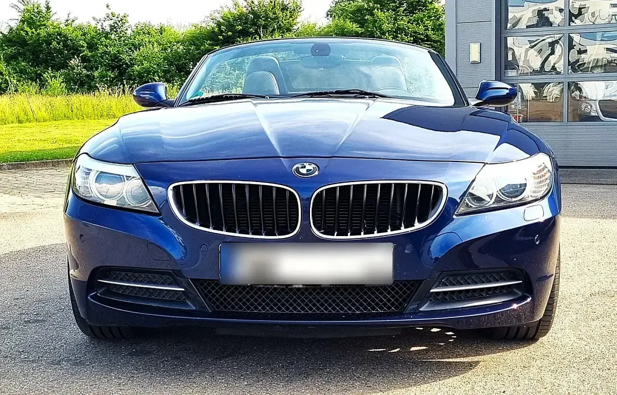 Gebraucht BMW Z4 Comfort Edition 204 PS (150 kW) 2010 Blau Cabrio