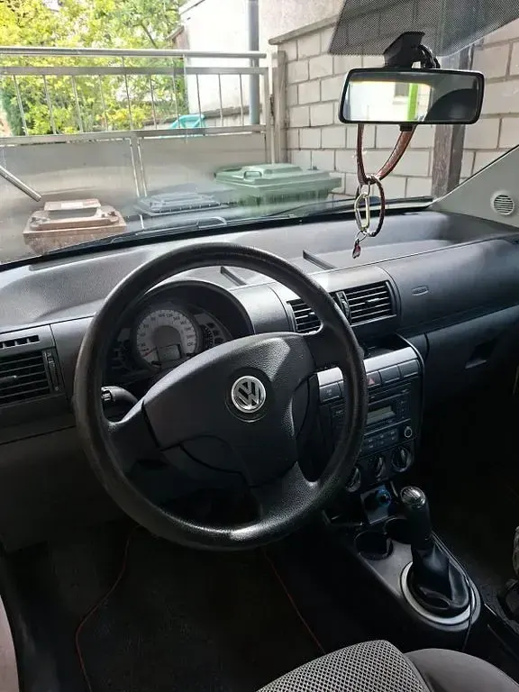 Gebraucht VW Fox 54 PS (39 kW) 2009 Weiß Kleinwagen