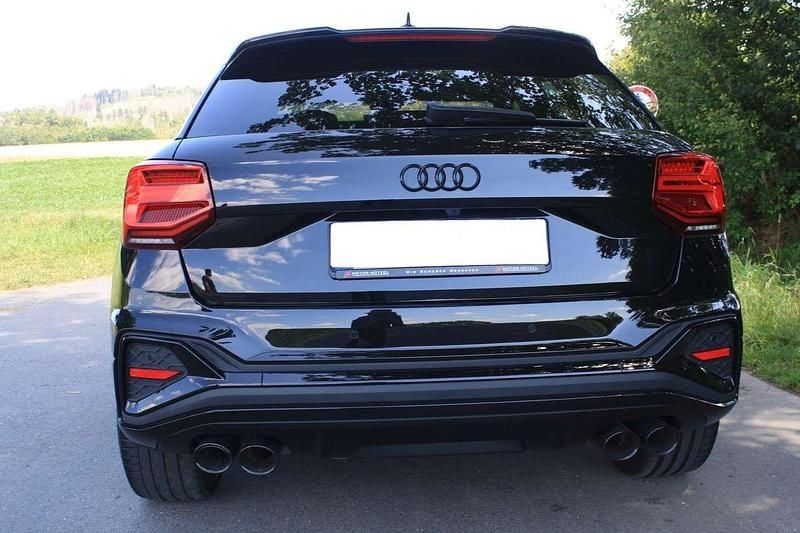 Gebraucht Audi SQ2 Comfort 300 PS (220 kW) 2024 Schwarz SUV