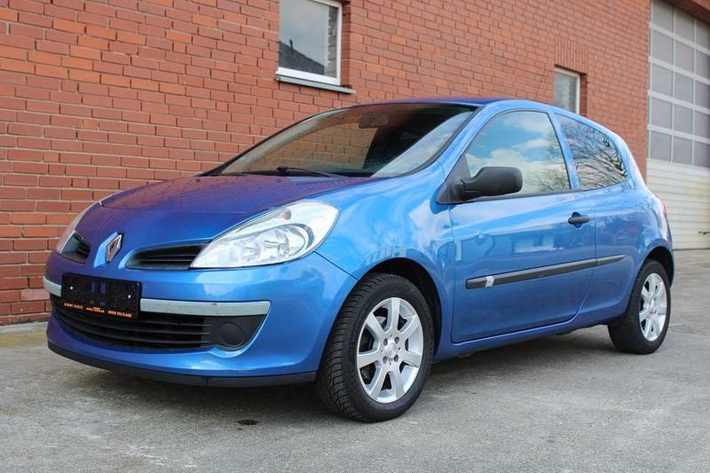 Blau Gebraucht 2006 Renault Clio III Authentique Kleinwagen | 1.999 € (Fairer Preis) - Bild 1/4