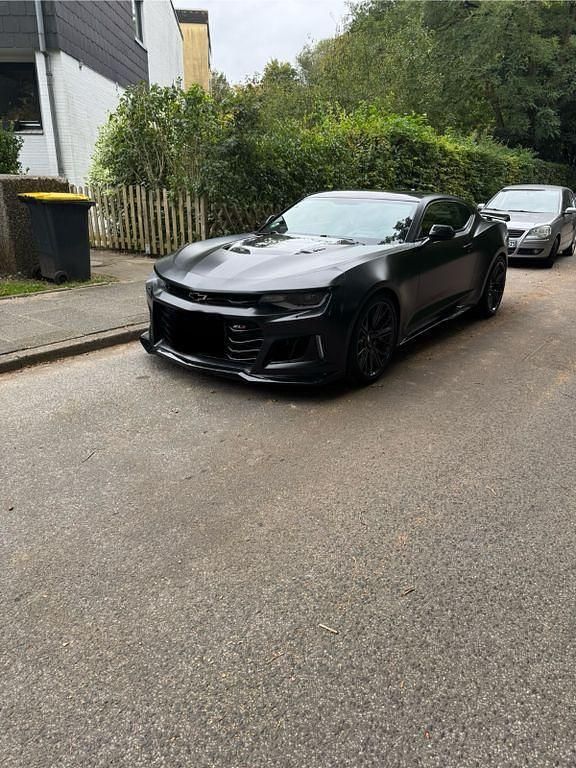 Schwarz Gebraucht 2017 Chevrolet Camaro ZL1 Coupé | 56.999 € - Bild 1/4