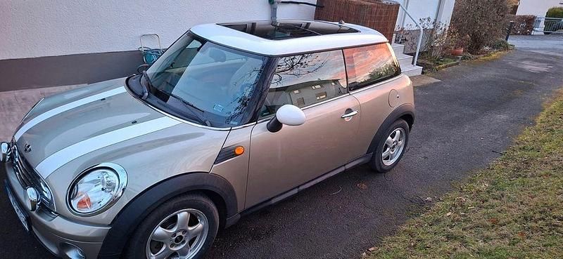 Gold Gebraucht 2007 Mini Cooper Kleinwagen | 3.100 € (Fairer Preis) - Bild 1/4