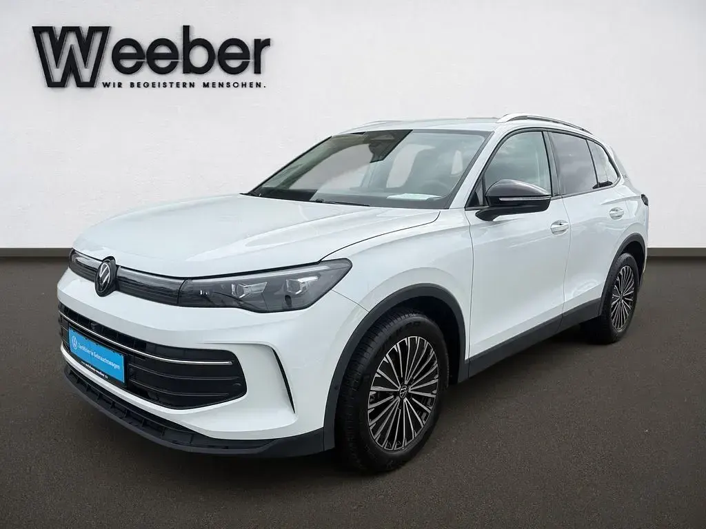 Gebraucht VW Tiguan Goal 131 PS (96 kW) 2025 Pure white SUV
