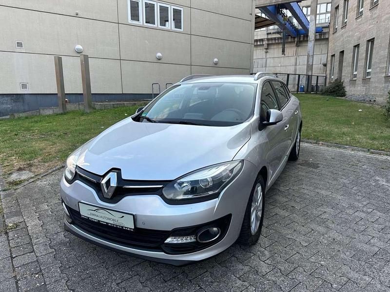 Silber Gebraucht 2014 Renault Mégane GrandTour Initiale Paris Kombi | 5.950 € (Fairer Preis) - Bild 1/4