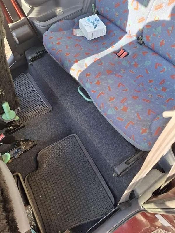Gebraucht Renault Twingo 54 PS (39 kW) 1994 Rot Kleinwagen