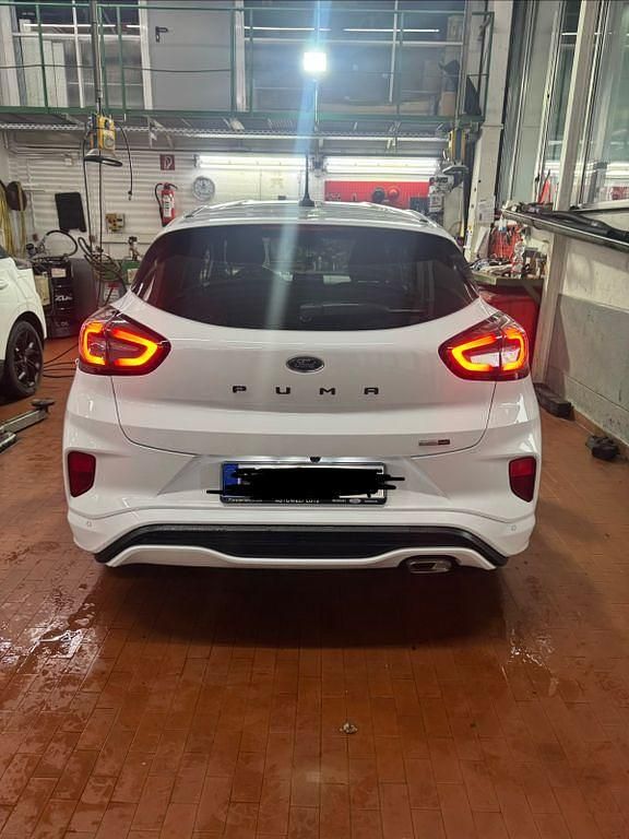 Gebraucht Ford Puma ST-Line 125 PS (91 kW) 2022 Weiß SUV