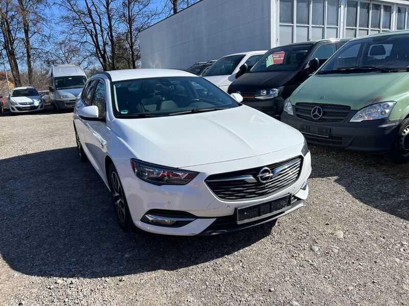 Weiß Gebraucht 2020 Opel Insignia Business Edition Kombi | 7.600 € - Bild 1/4