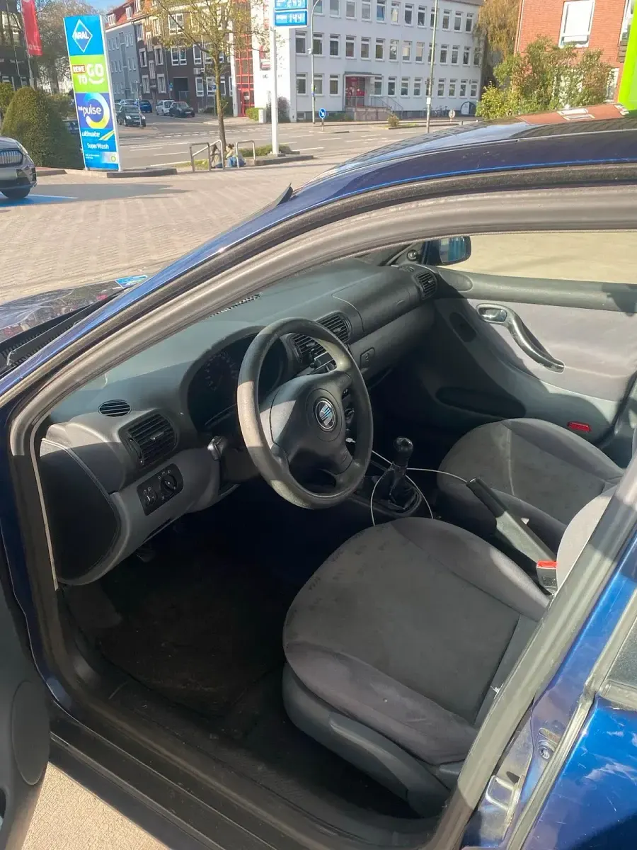 Gebraucht Seat Leon 90 PS (66 kW) 2002 Blau Kleinwagen