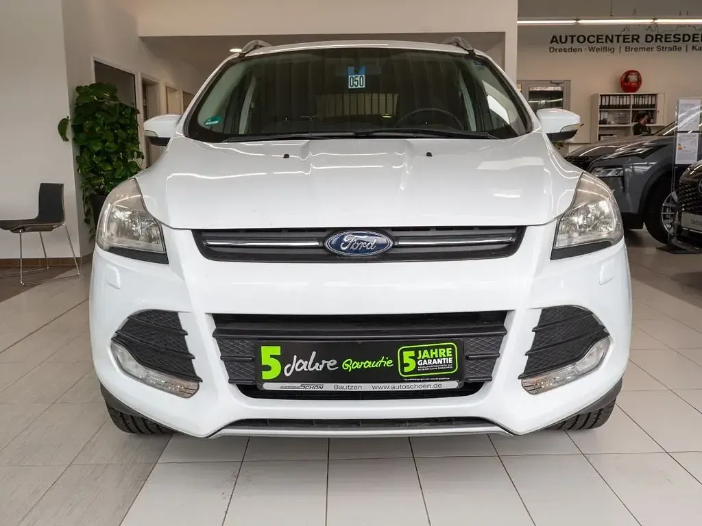 Usata Ford Kuga Trend 182 CV (133 kW) 2016 Bianco SUV