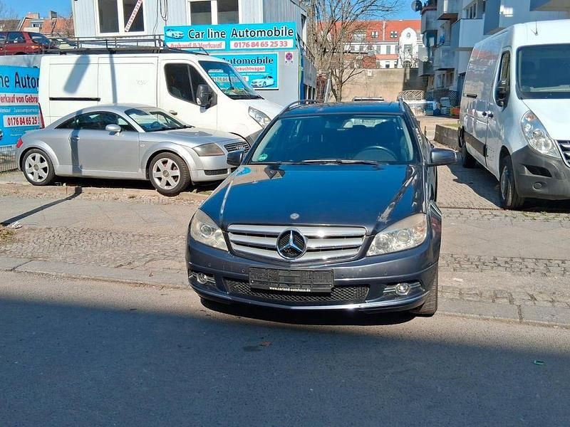 Gebraucht Mercedes C180 156 PS (114 kW) 2009 Grau Limousine