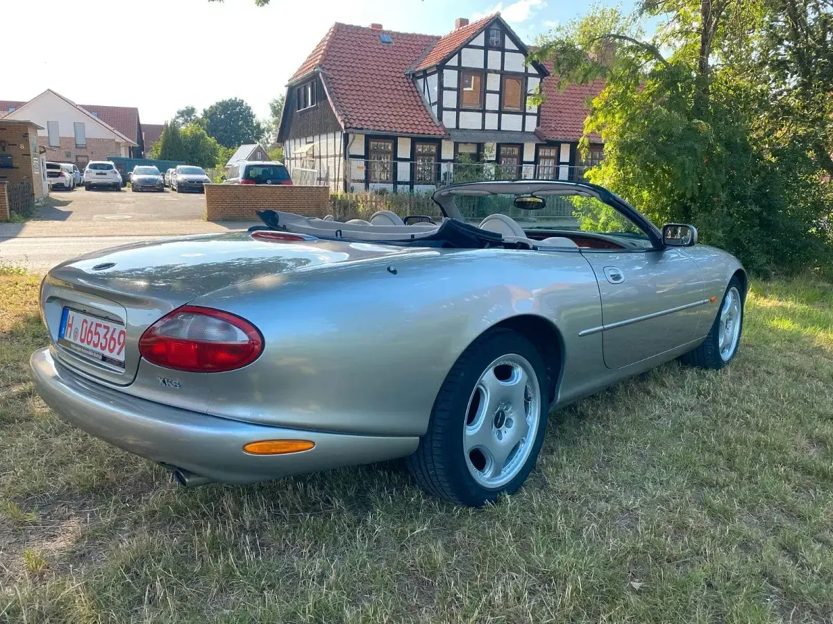 Gebraucht Jaguar XK8 284 PS (208 kW) 1998 Grau Coupé
