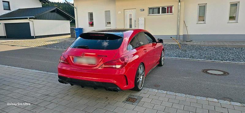 Gebraucht Mercedes CLA45 AMG AMG 384 PS (282 kW) 2015 Schwarz Kombi