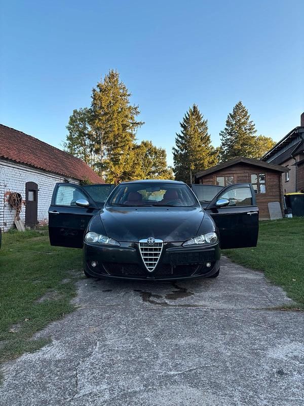 Schwarz Gebraucht 2008 Alfa Romeo 147 Kleinwagen | 1.400 € (Fairer Preis) - Bild 1/4