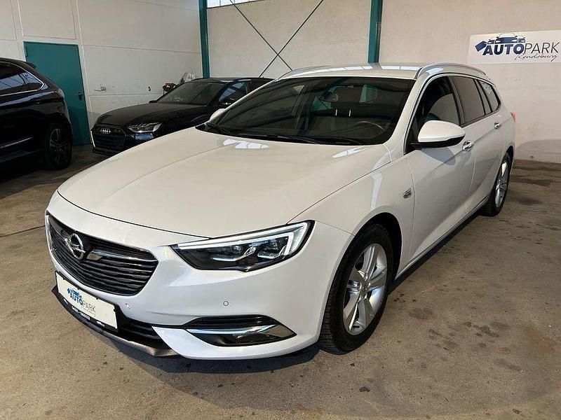 Weiß Gebraucht 2019 Opel Insignia Innovation Kombi | 12.980 € (Superpreis) - Bild 1/4