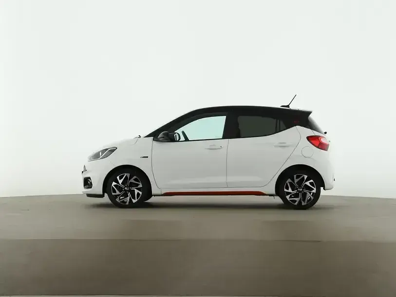 Gebraucht Hyundai i10 N Line 101 PS (74 kW) 2022 Schwarz Kleinwagen