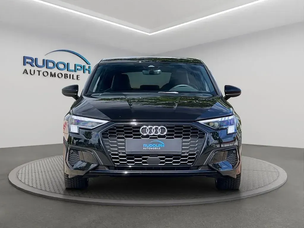 Gebraucht Audi A3 S-Line 150 PS (110 kW) 2024 Mythosschwarz Limousine