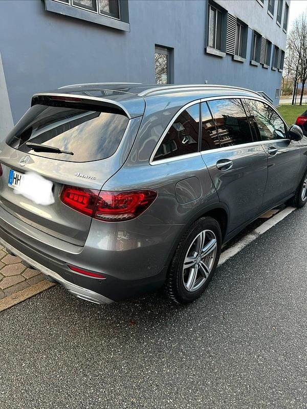 Gebraucht Mercedes GLC200 198 PS (145 kW) 2019 Grau SUV