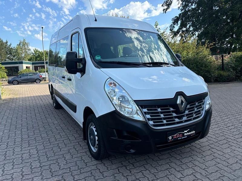 Weiß Gebraucht 2018 Renault Master Van | 15.900 € (Etwas zu teuer) - Bild 1/4