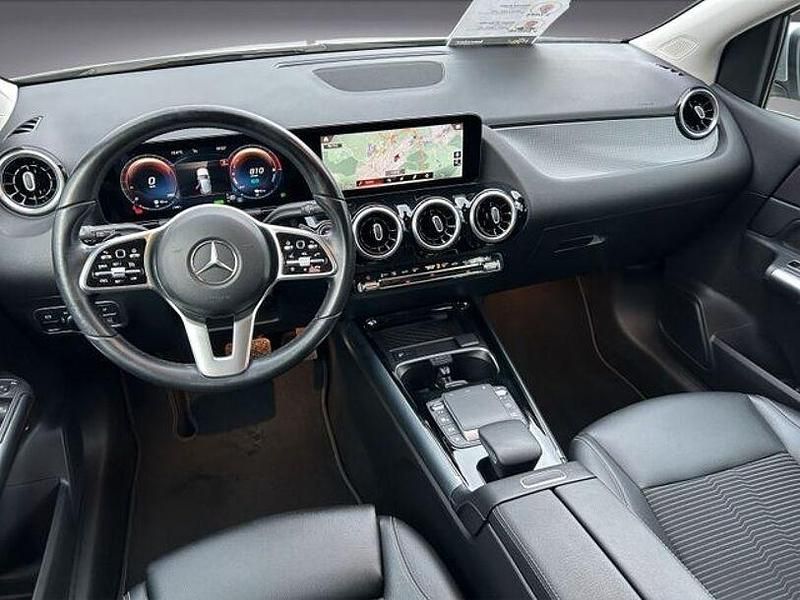Gebraucht Mercedes B250e 160 PS (117 kW) 2021 Silber Van / Kleinbus