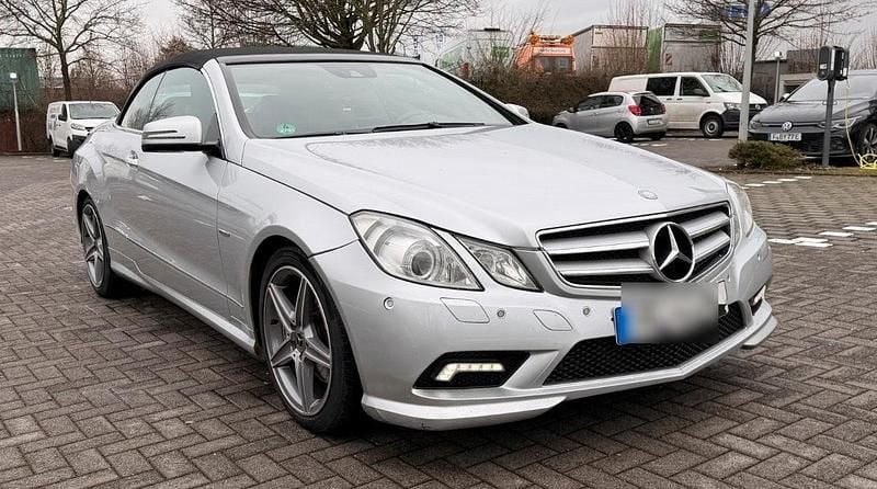 Gebraucht Mercedes E350 AMG 231 PS (169 kW) 2011 Silber Cabrio
