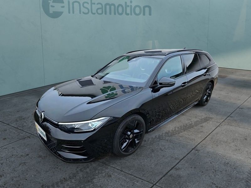 Gebraucht VW Passat R-line 150 PS (110 kW) 2024 Schwarz Kombi