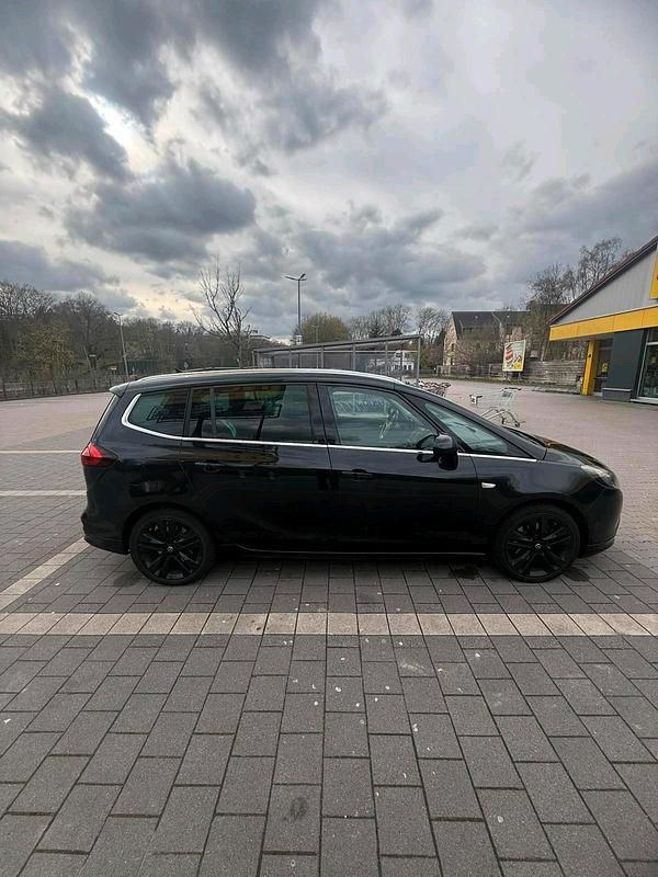 Gebraucht Opel Zafira 165 PS (121 kW) 2013 Schwarz Van / Kleinbus
