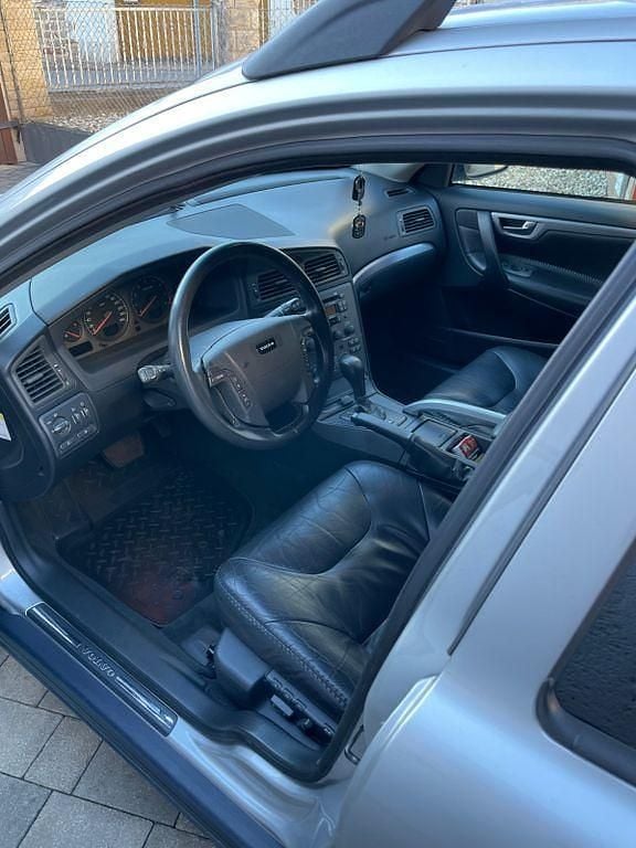 Gebraucht Volvo XC70 200 PS (147 kW) 2001 Silber Kombi